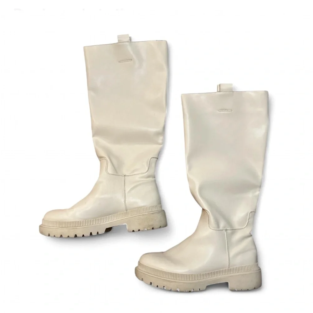 Elegant Cream Knee-High Women's Boots Size 41 - Picture 8 of 8